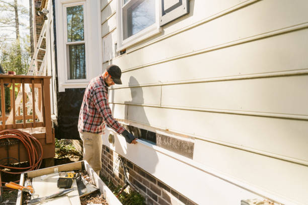 Trusted Storm Damage Siding Repair service in Crystal River, FL - Creative Siding